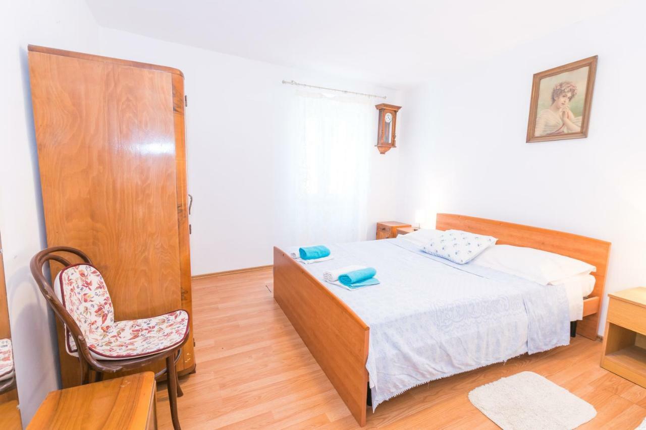 Beautiful Rustical Ana In The Heart Of Apartament Rovinj