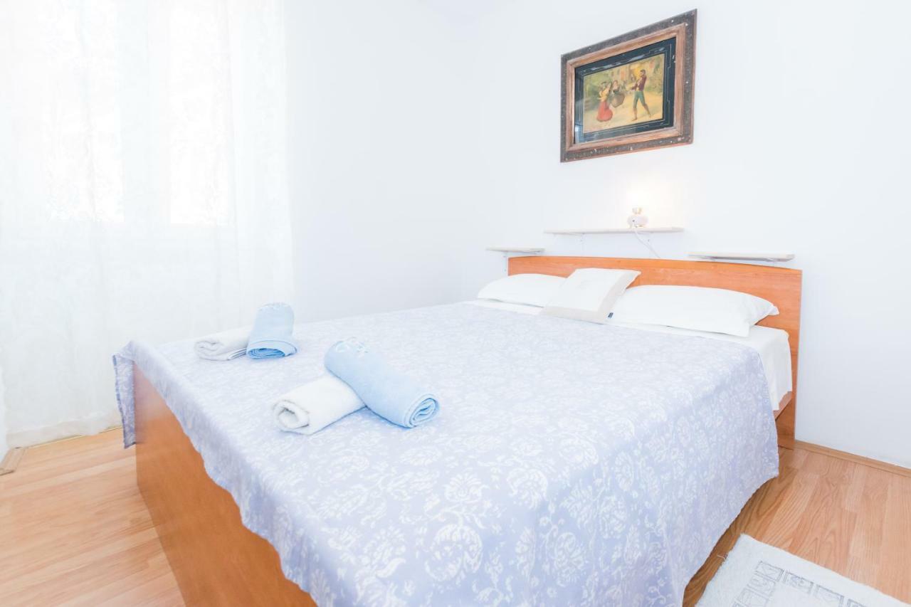Apartament Beautiful Rustical Ana In The Heart Of *