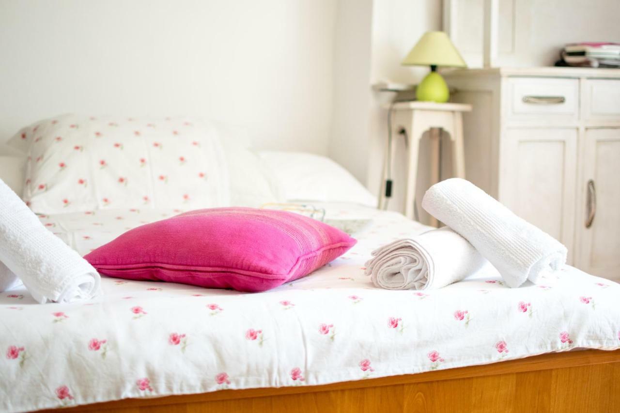 Apartament Beautiful Rustical Ana In The Heart Of